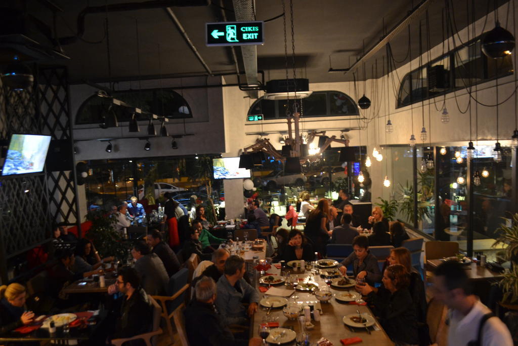 Tuzla Town Hotel Istanbul Bagian luar foto