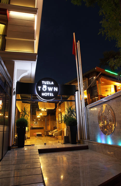 Tuzla Town Hotel Istanbul Bagian luar foto